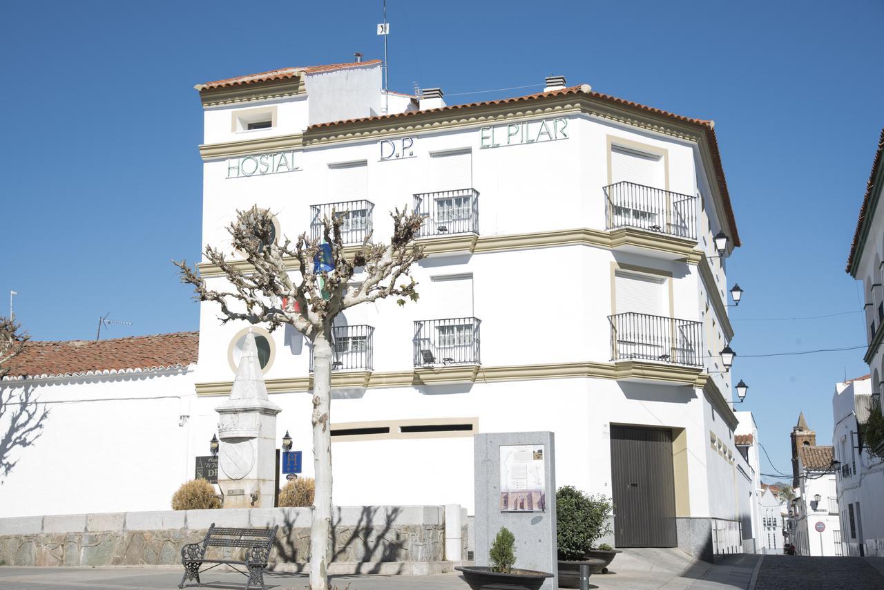 Hostal Dp El Pilar โมเนสเตริโอ ภายนอก รูปภาพ